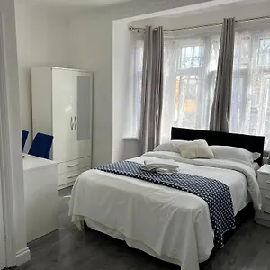Starlet Apartment Wanstead