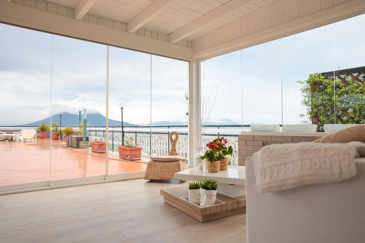 Terrazza Paradiso Luxury Rooftop Naples Apartment